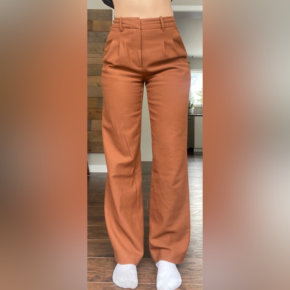 Aritzia effortless pant